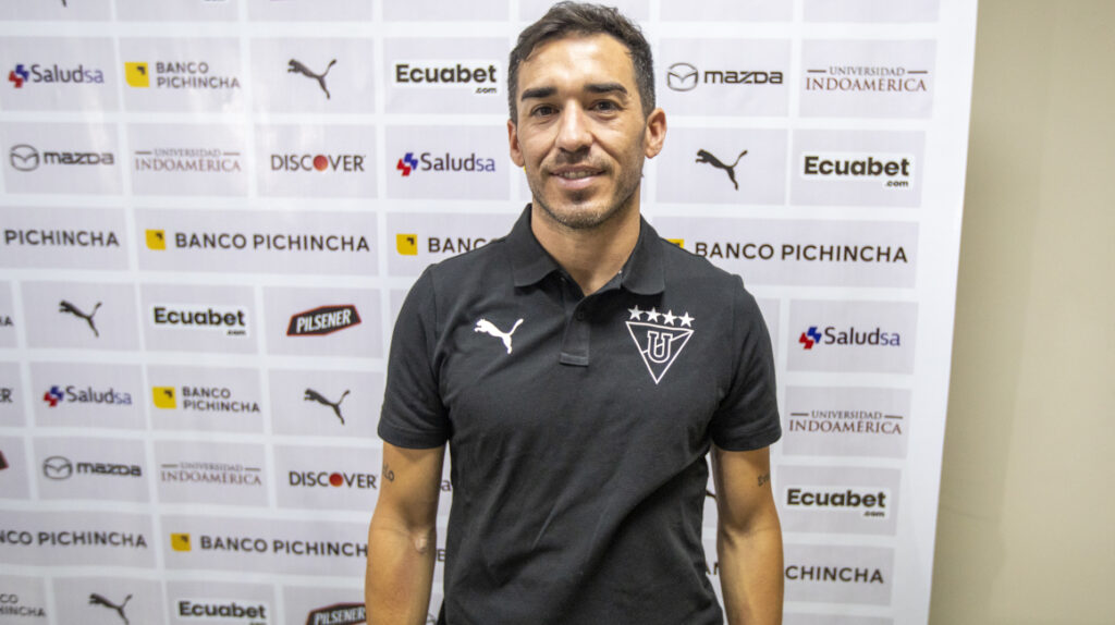 Liga contrató a Lisandro Alzugaray, un goleador multifacético