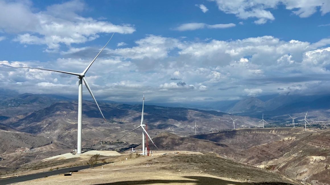 Los aerogeneradores del parque eólico Huascachaca, en Loja, el 29 de diciembre de 2022.