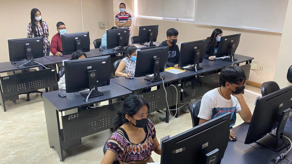 Inician inscripciones para acceder a los institutos superiores