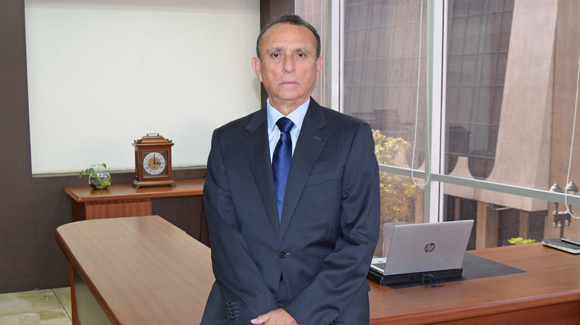 Jorge Luis Andrade, presidente de la CFN, anuncia venta de hacienda La Clementina.