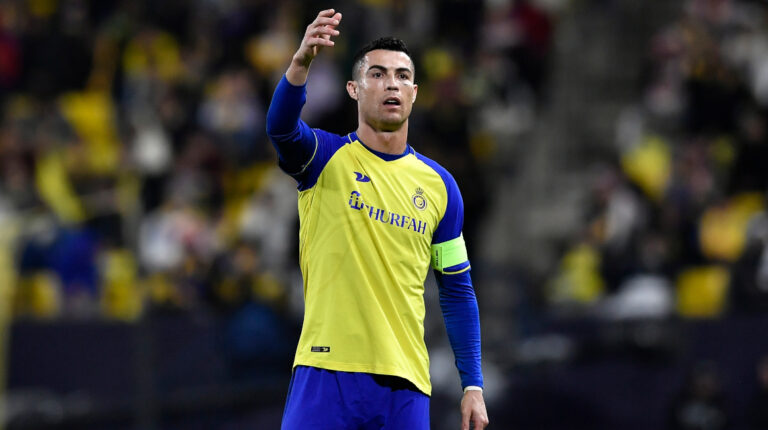 Cristiano Ronaldo se mantiene como el deportista mejor pagado del mundo
