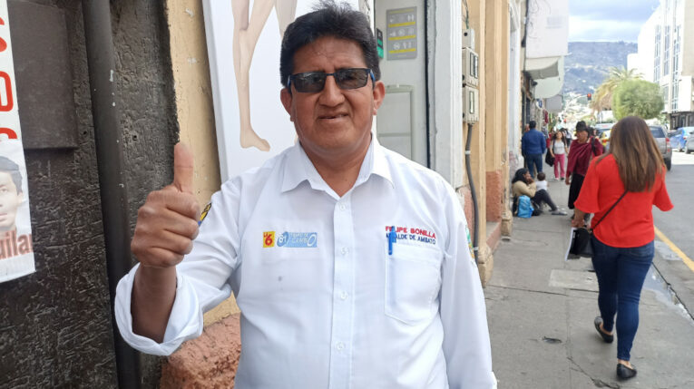 Felipe Bonilla es el candidato a la Alcaldía de Ambato  por el PSC y la Alianza  Tiempo de Cambio. 