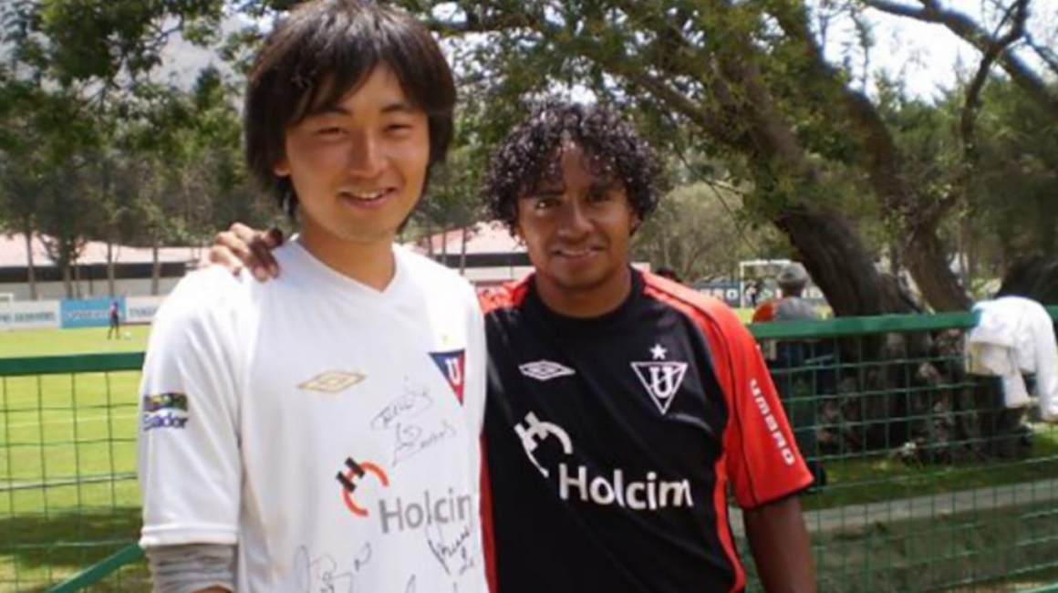 Yusuke Iwata junto a Franklin Salas, en el Complejo de Pomasqui, en 2008. 