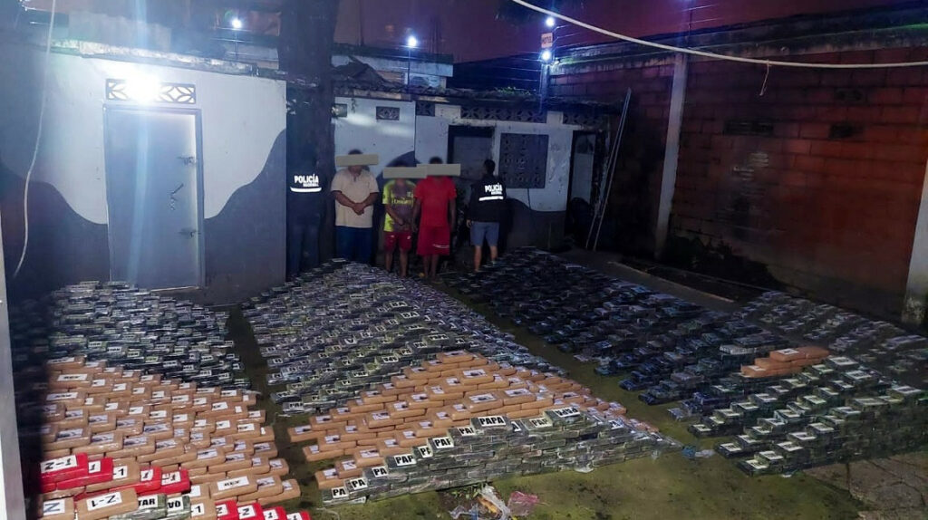 Un detenido tras incautación de 2,6 toneladas de cocaína en Los Ríos