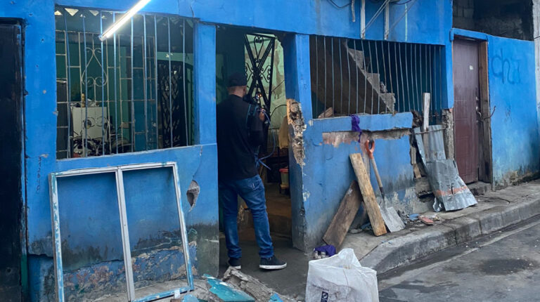 Dos detenidos tras detonación de explosivo en el norte de Guayaquil