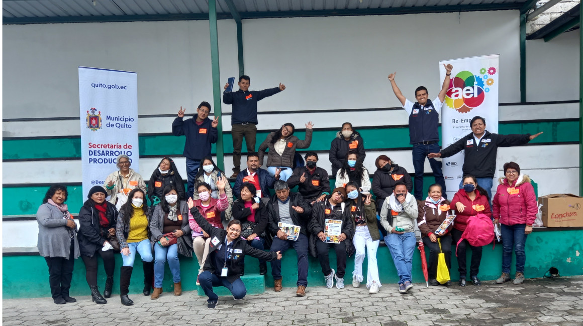 Participantes del programa Re-Emprende Quito, diciembre de 2022