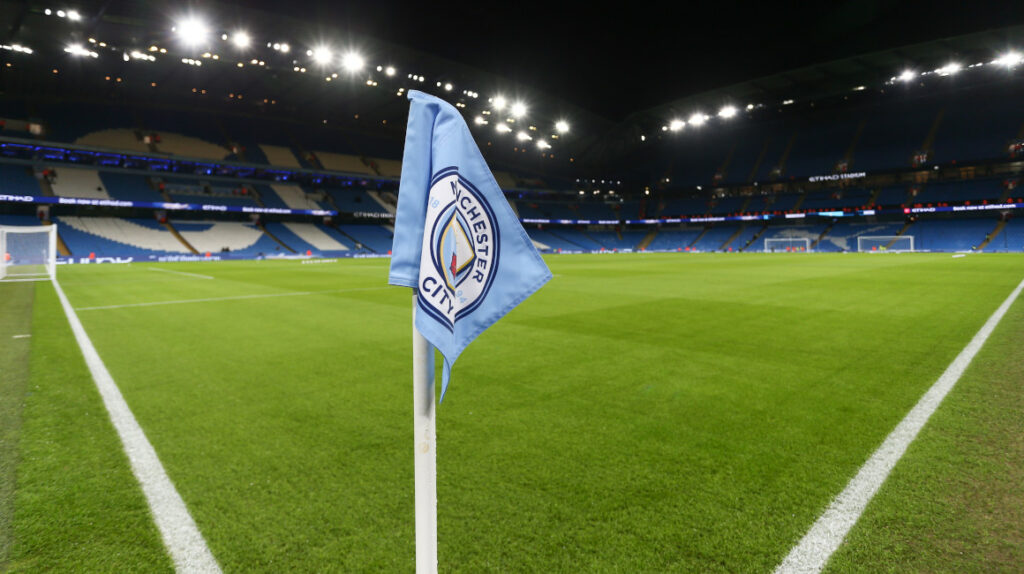 La Premier acusa al Manchester City de irregularidades financieras