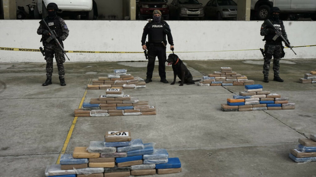 Policía incauta una tonelada de cocaína que iba a Países Bajos