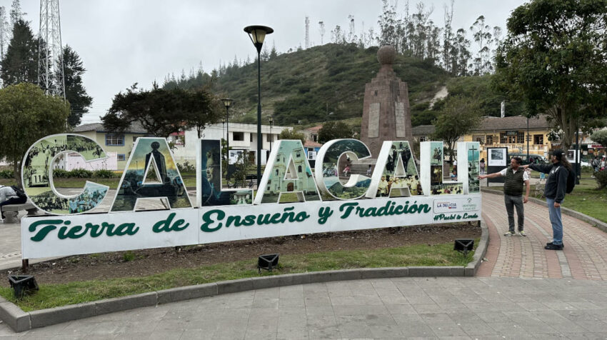 La plaza central de Calacalí. 