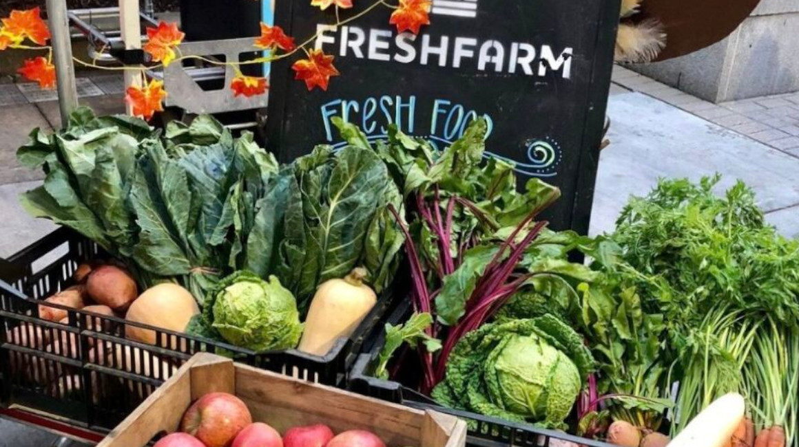 Puesto de alimentos de una feria organizada por FreshFarm en Washington, en noviembre de 2022. 