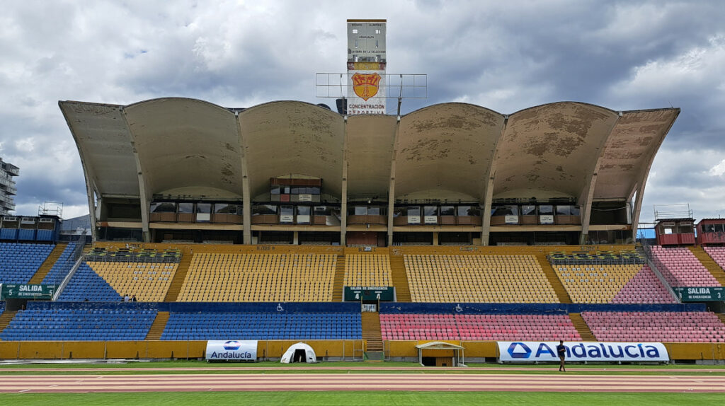 El estadio Olímpico Atahualpa está “colapsado” y será demolido