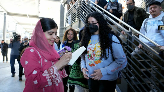 Malala Yousafzai durante una evneto de presentación de su cortometraje 'Stranger at the gate', el 2 de marzo de 2023 en Los Angeles.