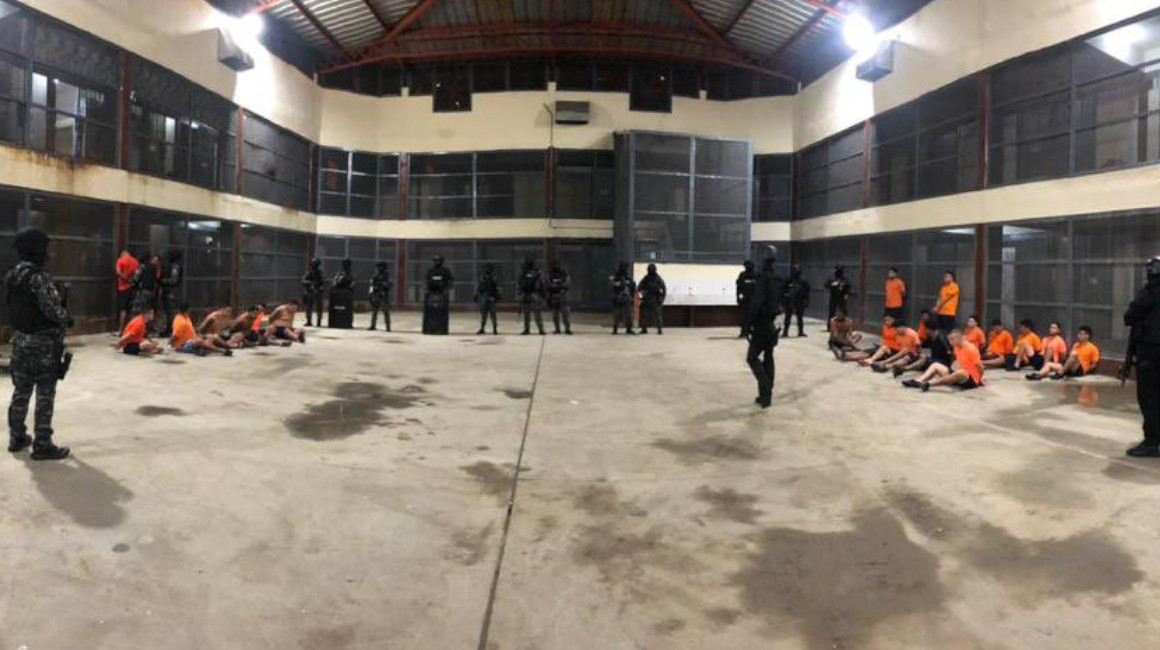 Policía realizó nuevo operativo en la cárcel La Roca