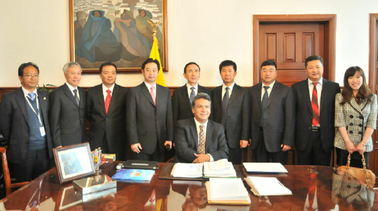 Reunión de Lenín Moreno, entonces Vicepresidente de la República, con representantes de Sinohydro, el 15 de mayo de 2011,