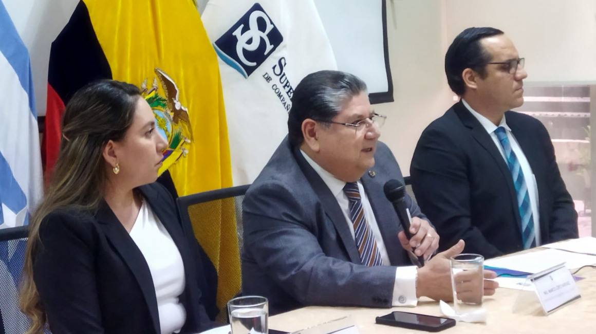 Marco López, superintendente de Compañías, en rueda de prensa el 9 de marzo de 2023, en Guayaquil.