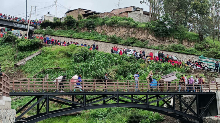 Declaran emergencia vial en Chimborazo por tragedia en Alausí