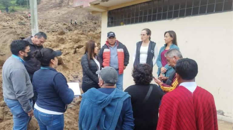 Alausí: Gobierno establece protocolo de seguridad educativa