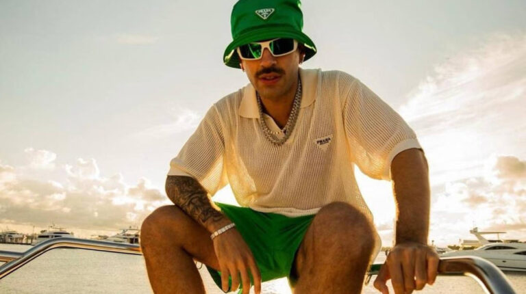 Ferxxo se alista para dos conciertos en Ecuador y sus fans enloquecen