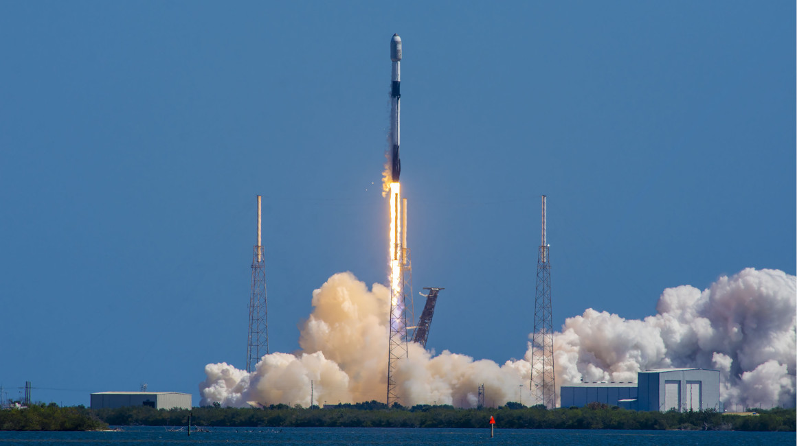Falcon 9 lanza otro satélite de Starlink a la órbita, completando el lanzamiento número 20 del año, el 24 de marzo de 2023.