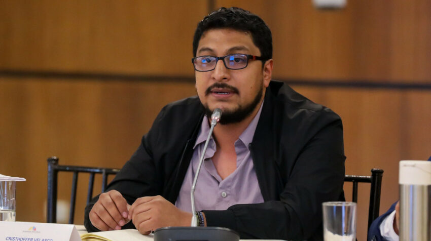 Cristopher Velasco, presidente de la Asociación de Profesionales de Gestión de Riesgos del Ecuador, en la Comisión de Seguridad Integral el 13 de octubre de 2023.