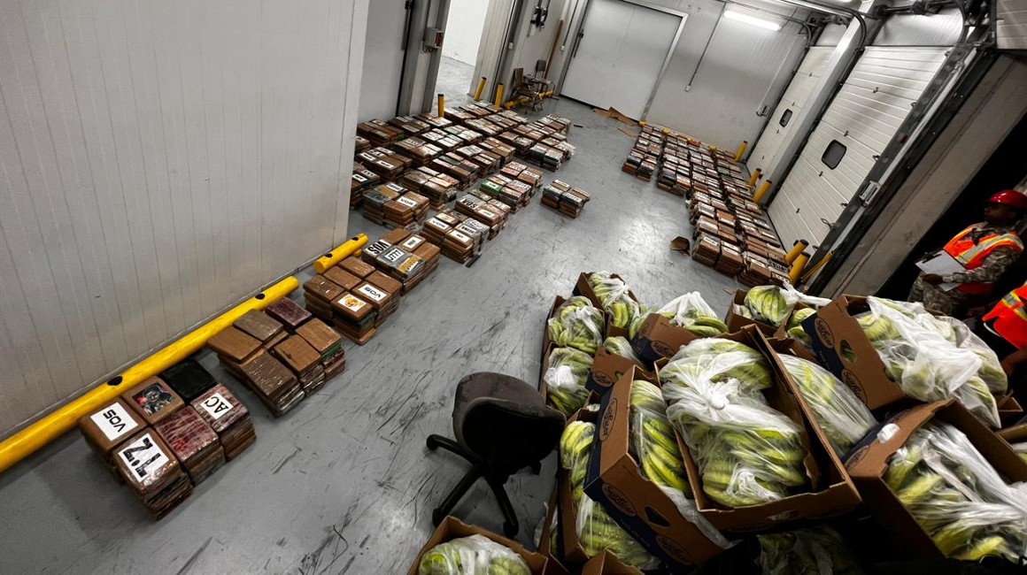 Alijos de cocaína detectados por las autoridades de República Dominicana en cajas de banano procedentes de Ecuador.