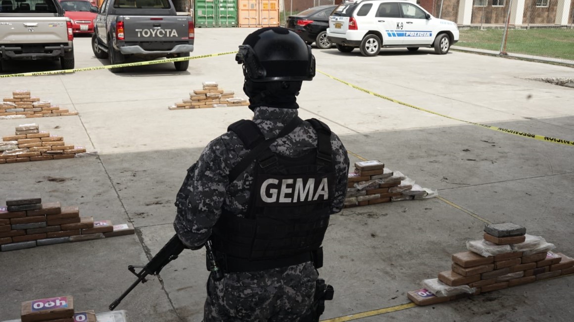Imagen referencial de incautación de cocaína por parte del Grupo Especial Móvil Antinarcóticos (GEMA).