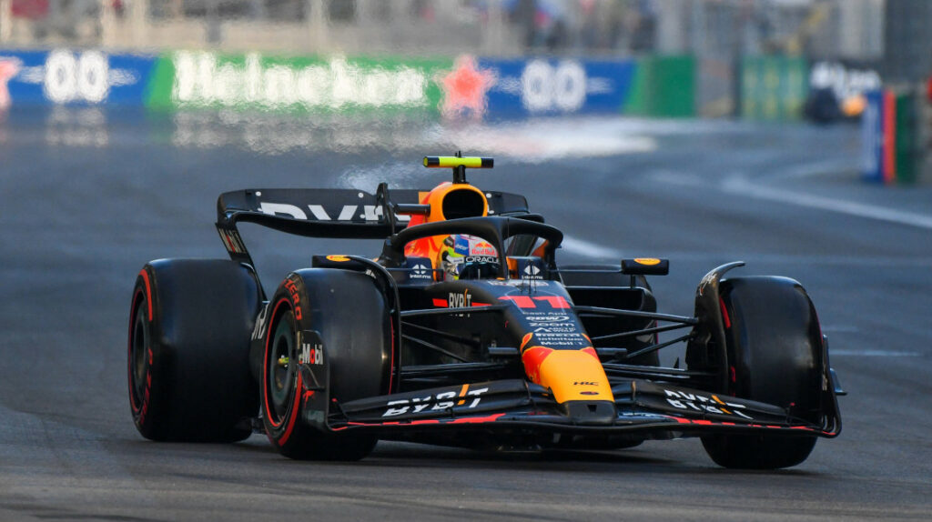 Checo Pérez Gana La Sprint En El Gran Premio De Azerbaiyán 3372