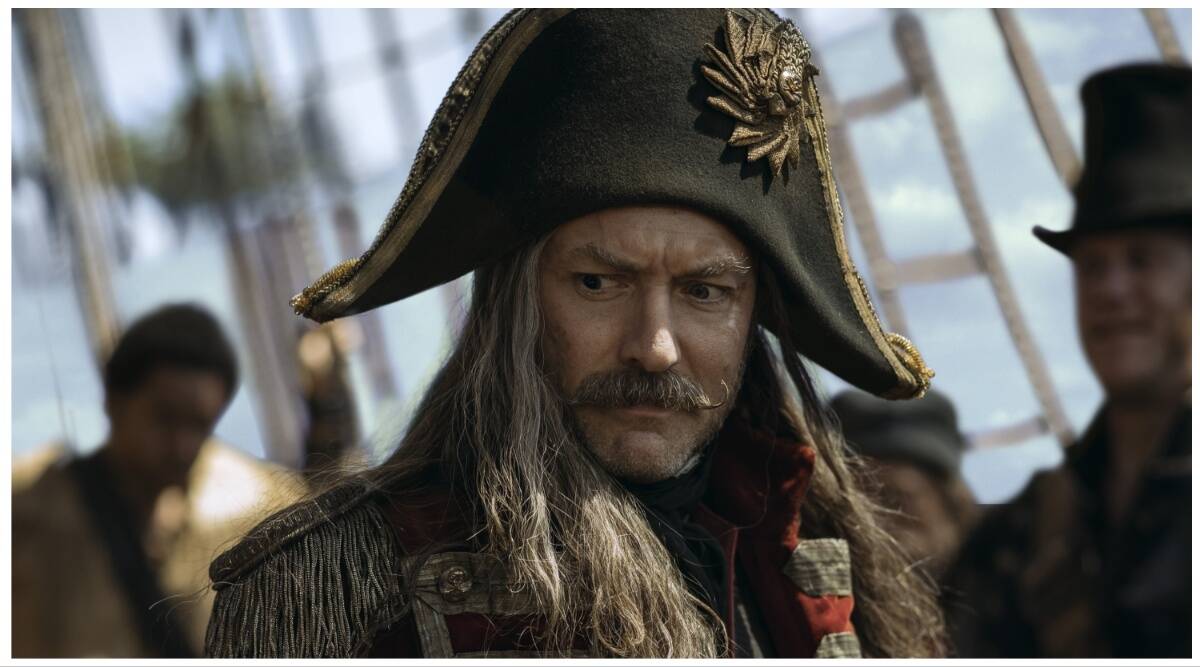 Jude Law interpreta al Capitán Garfio en 'Peter Pan & Wendy'. 