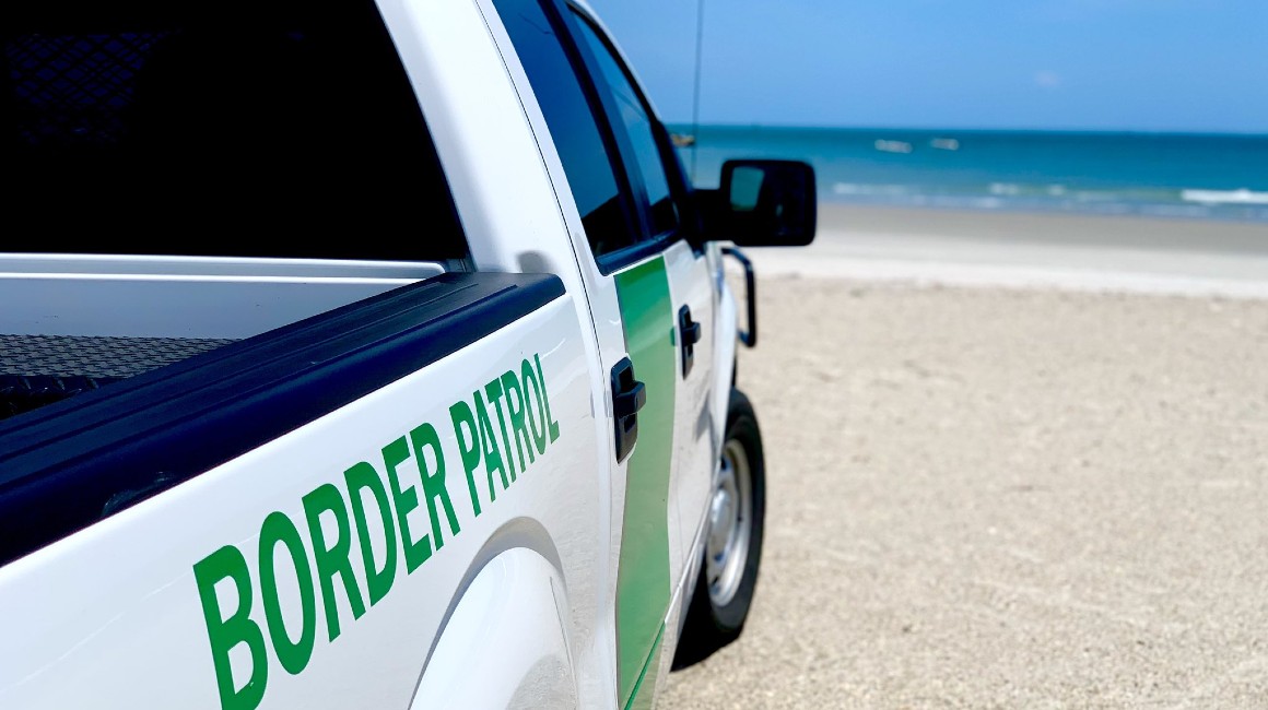 Vehículo de la Patrulla Fronteriza de EE.UU. en Miami, donde se detectan a migrantes ilegales.