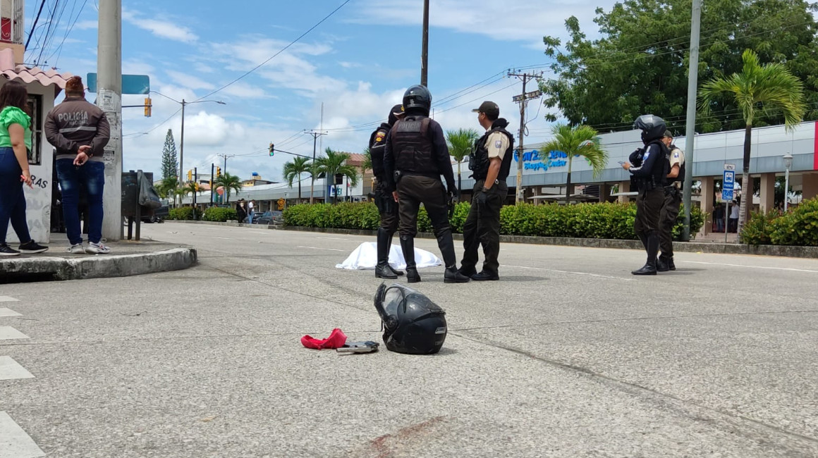 Dos asaltantes abatidos por la Policía en el norte de Guayaquil