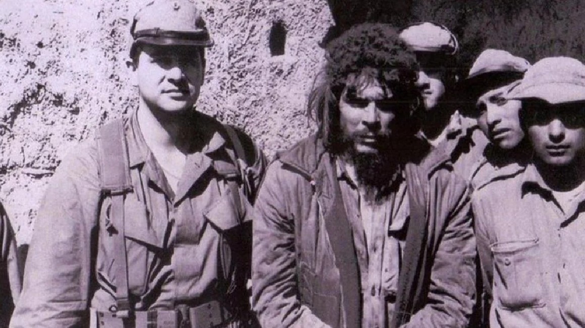 Captura del Che Guevara en Bolivia por la patrulla que comandaba Gary Prado, el 8 de octubre 1967.