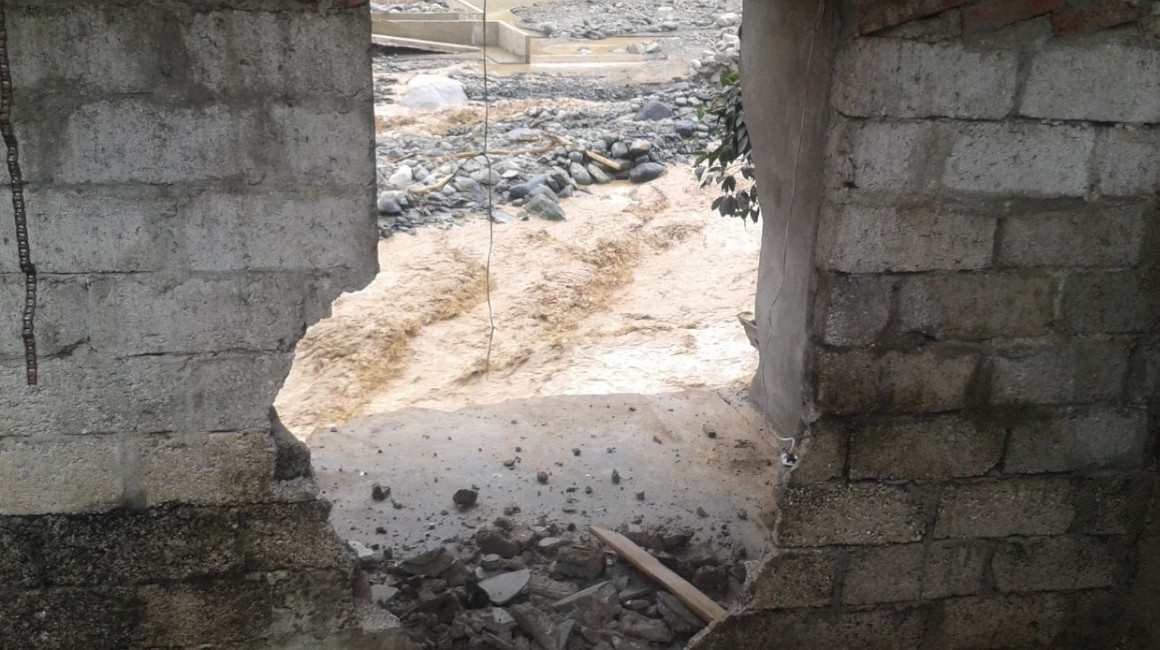 Una de las casas perdidas en marzo de 2015, por fuerte crecida del río Dulcepamba. 