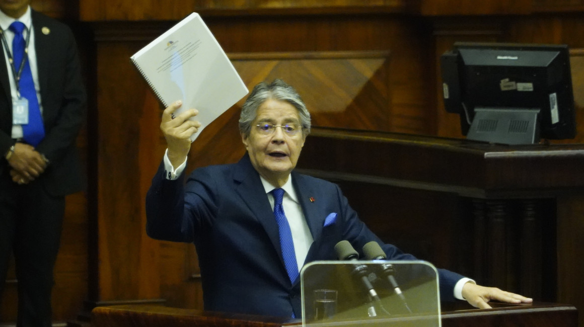 El presidente Guillermo Lasso durante su comparecencia en el juicio político en su contra, en la Asamblea, el 16 de mayo de 2023.