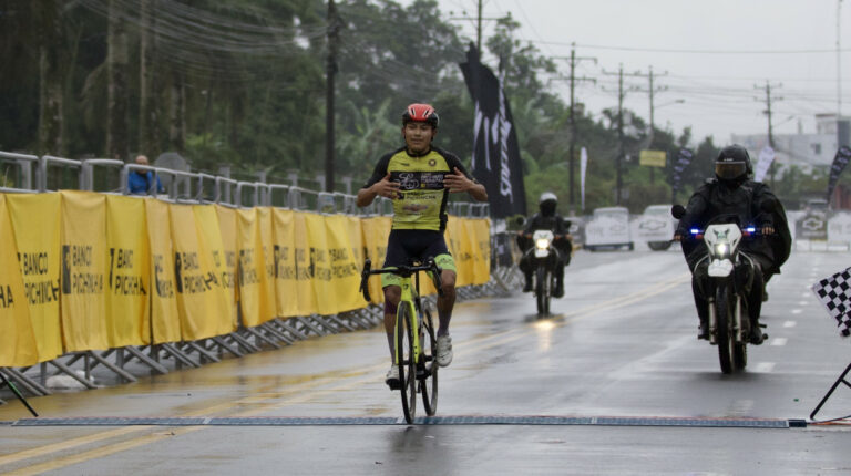 Brayan Obando logra su tercer triunfo en el Tour Richard Carapaz - Banco Pichincha