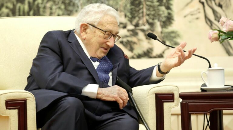 Kissinger, el diplomático estrella del siglo XX, cumple 100 años