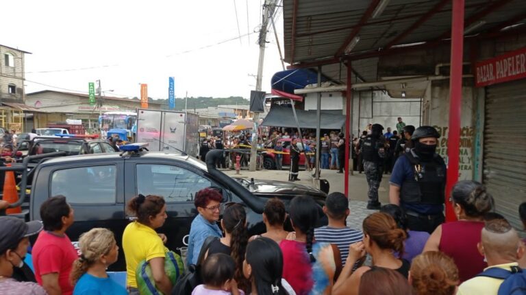 Ataque armado deja tres hombres y a una niña fallecidos en Guayaquil