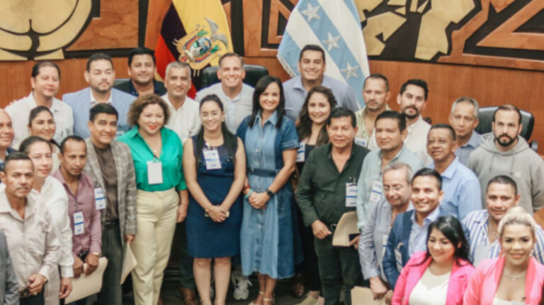 Alcalde de Durán reapareció en la Prefectura, tras atentado
