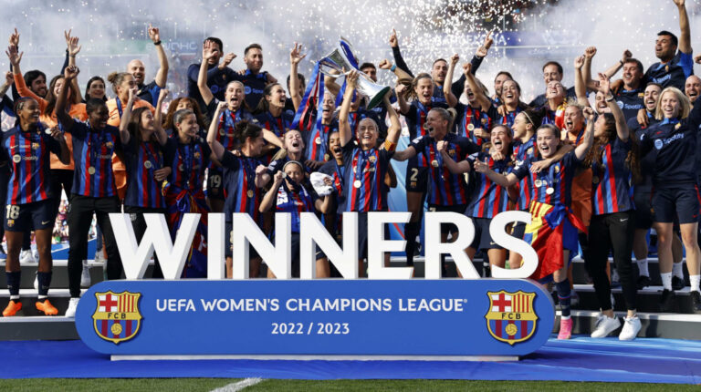 Las jugadoras del FC Barcelona celebran su título de la Champions League femenina, el 3 de junio de 2023.
