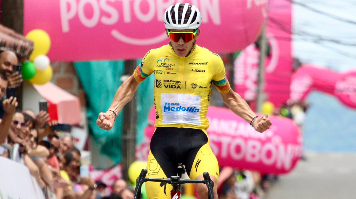 Miguel Ángel López, en la meta de la Etapa 5 de la Vuelta a Colombia, el 21 de junio de 2023.