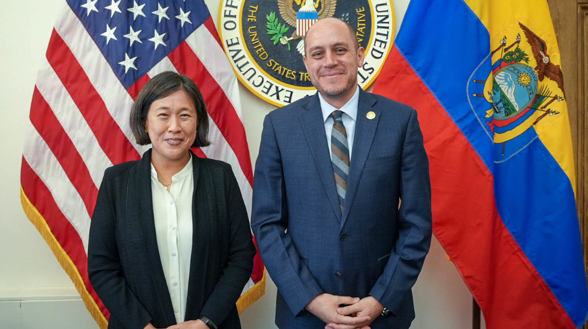 El ministro de Producción, Julio José Prado, y la representante comercial de Estados Unidos, Katherine Tai, en Washington, el 20 de junio de 2023.