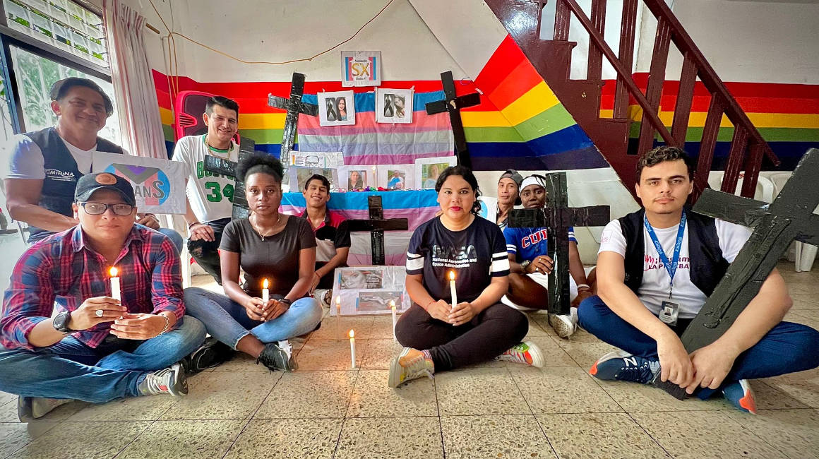 La Asociación Silueta X levantó un altar en honor a personas trans asesinadas, marzo de 2023.