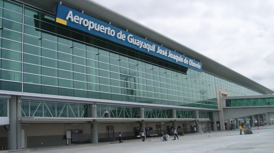 Vuelo de American regresa a Guayaquil