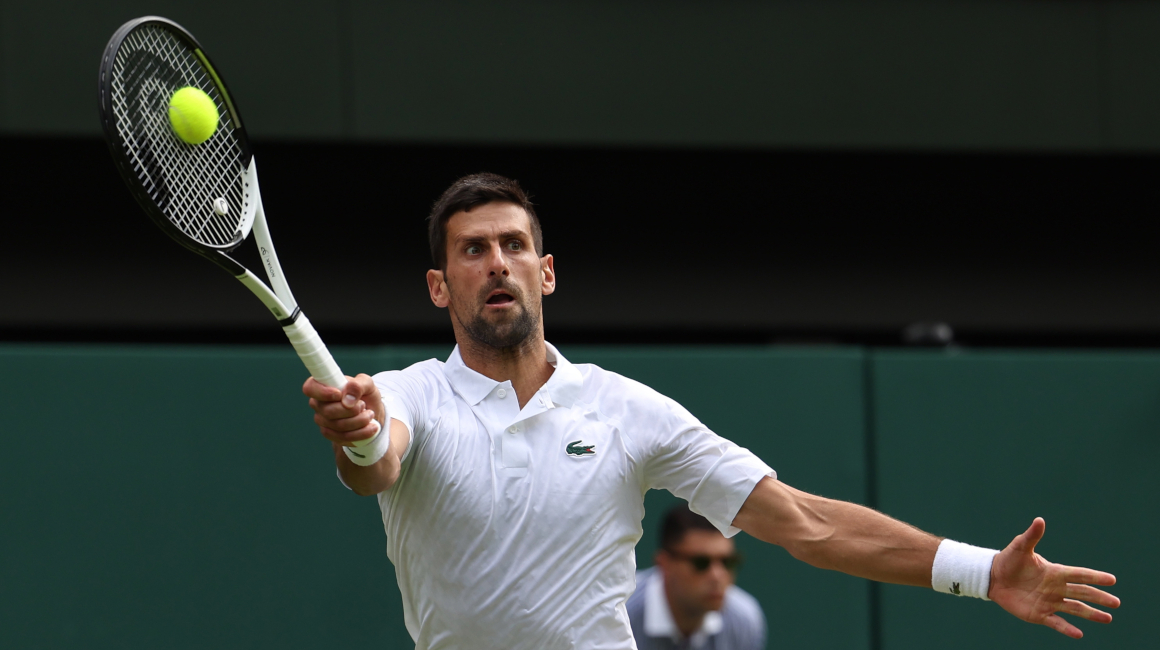 Novak Djokovic, durante su partido ante Hubert Hurkacz en Wimbledon, el 10 de julio de 2023.