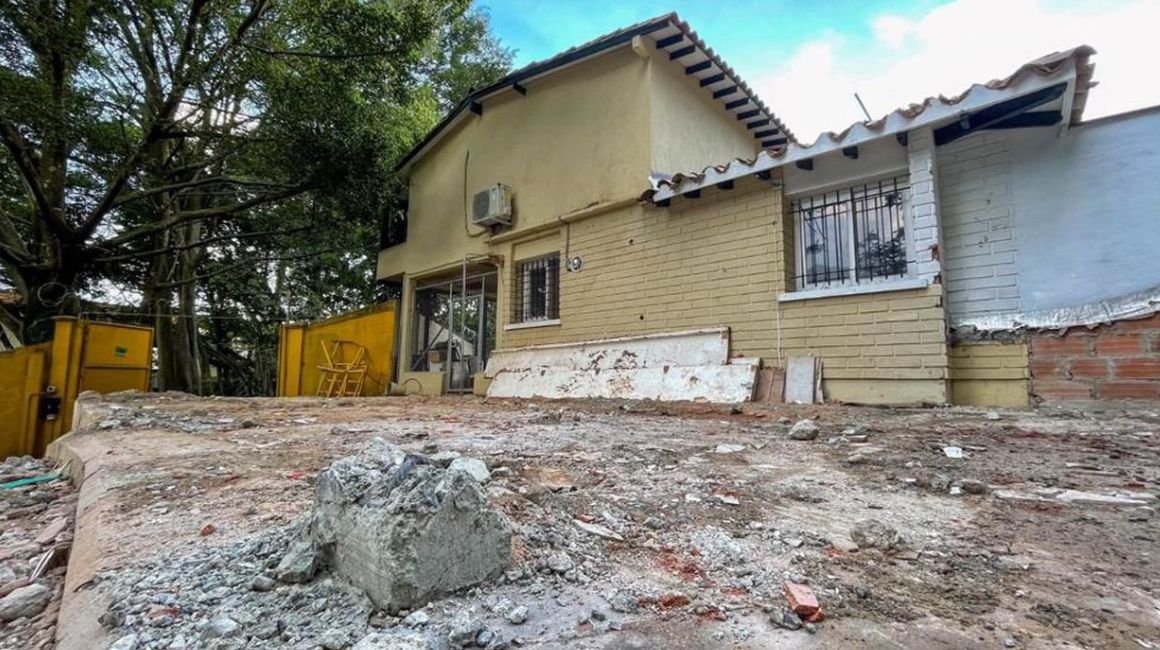 La antigua casa del narcotraficante Pablo Escobar, en Medellín, fue demolida el lunes 10 de julio de 2023.