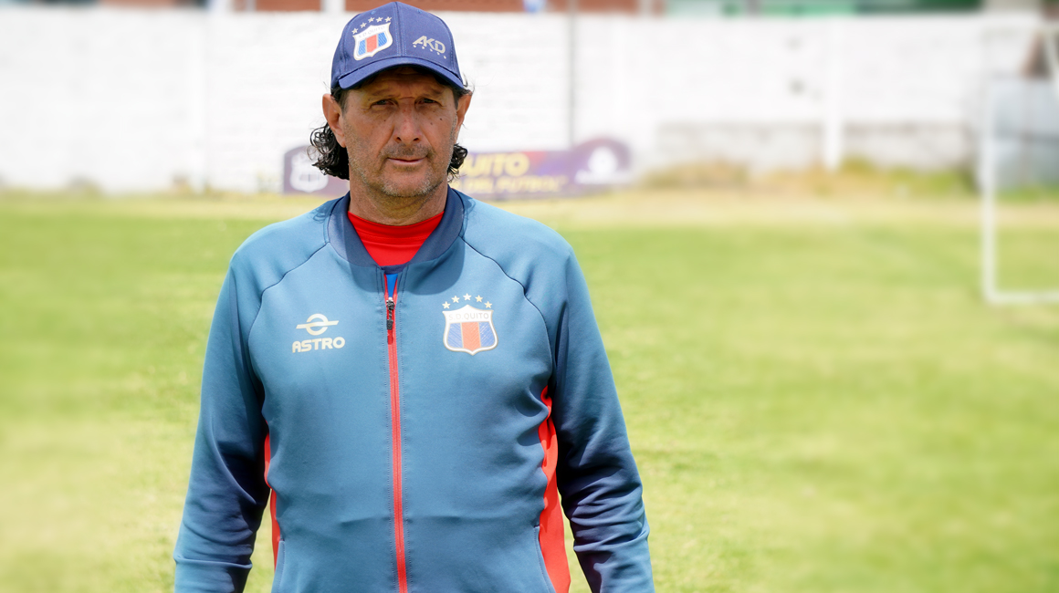 Raúl Duarte, entrenador de Deportivo Quito, en el Complejo Ney Mancheno Velasco, el 11 de julio de 2023.