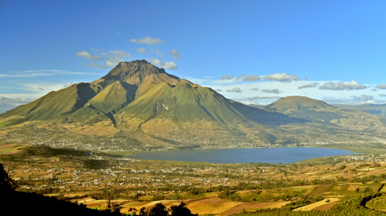 Imagen del volcán Imbabura.