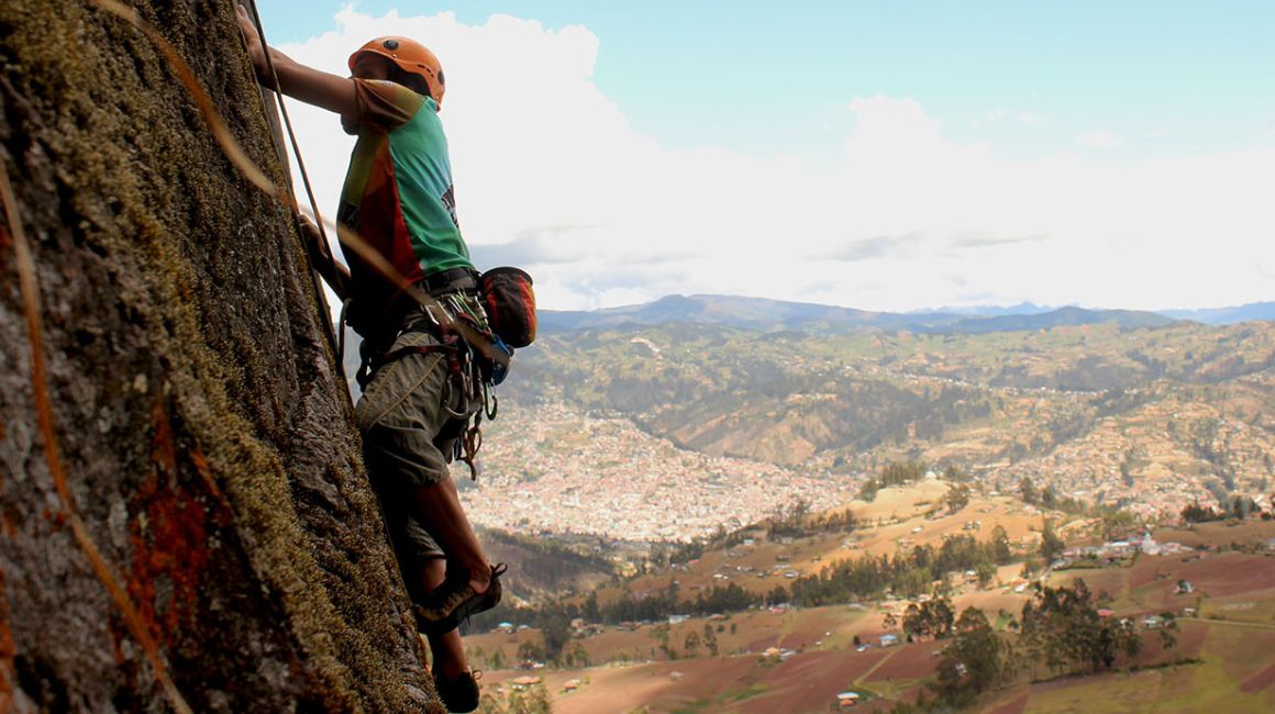 El cerro Cojitambo es uno de los mejores destinos para practicar escalada en Ecuador.