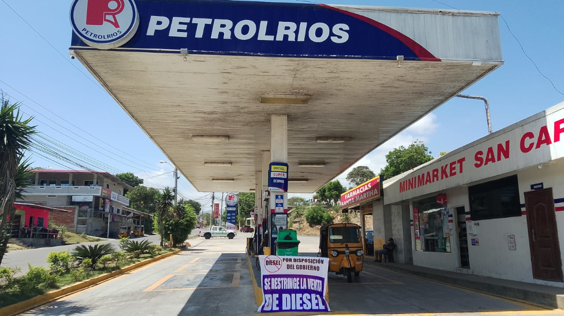Falta de diésel en una gasolinera de Manta, de la marca Petrolríos. Foto del 24 de julio de 2023.