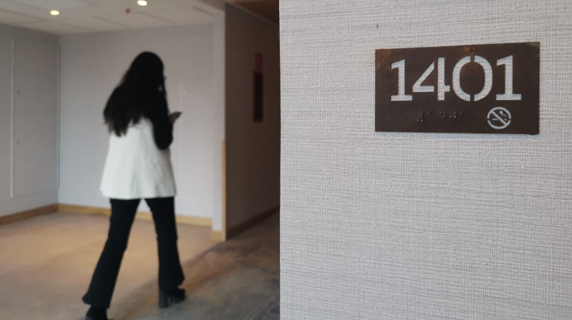 Numeración braille en las habitaciones de Go Quito Hotel, el 26 de julio de 2023. 