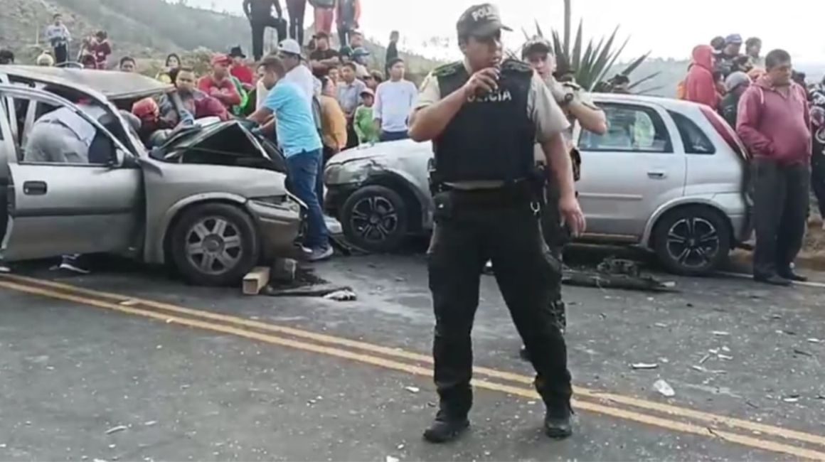 Un accidente de tránsito ocurrió en la vía Pelileo – Baños el 7 de agosto de 2023.